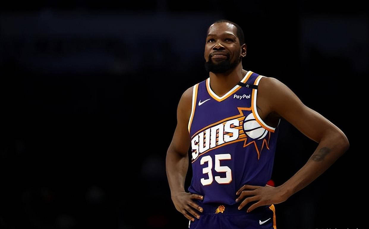 杜兰特迎来十二赛季出色发挥，皇家马德里观众热烈欢呼！