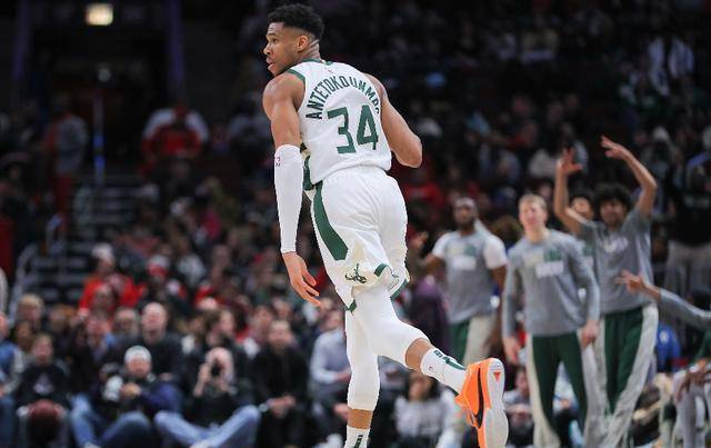 爱游戏-字母哥连续十二场比赛得分超过晋级下一阶段，RNG不断突破！-爱游戏